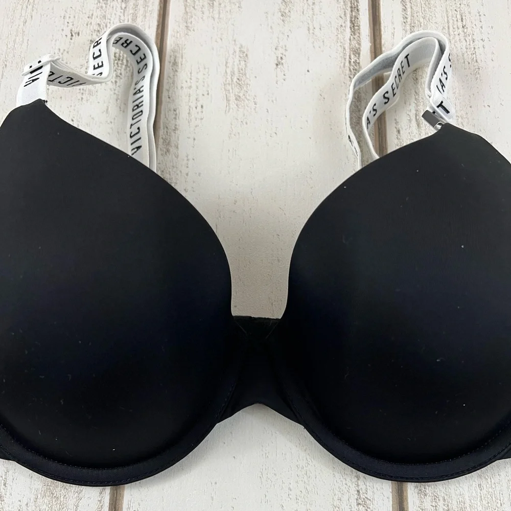 36C Victoria’s Secret T-Shirt Lightly Lined Demi Bra Black Logo Straps - Picture 4 of 7